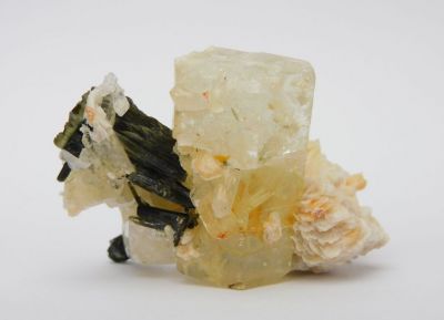 Goshenit, verdeli, topaz - Shengus, Pákistán